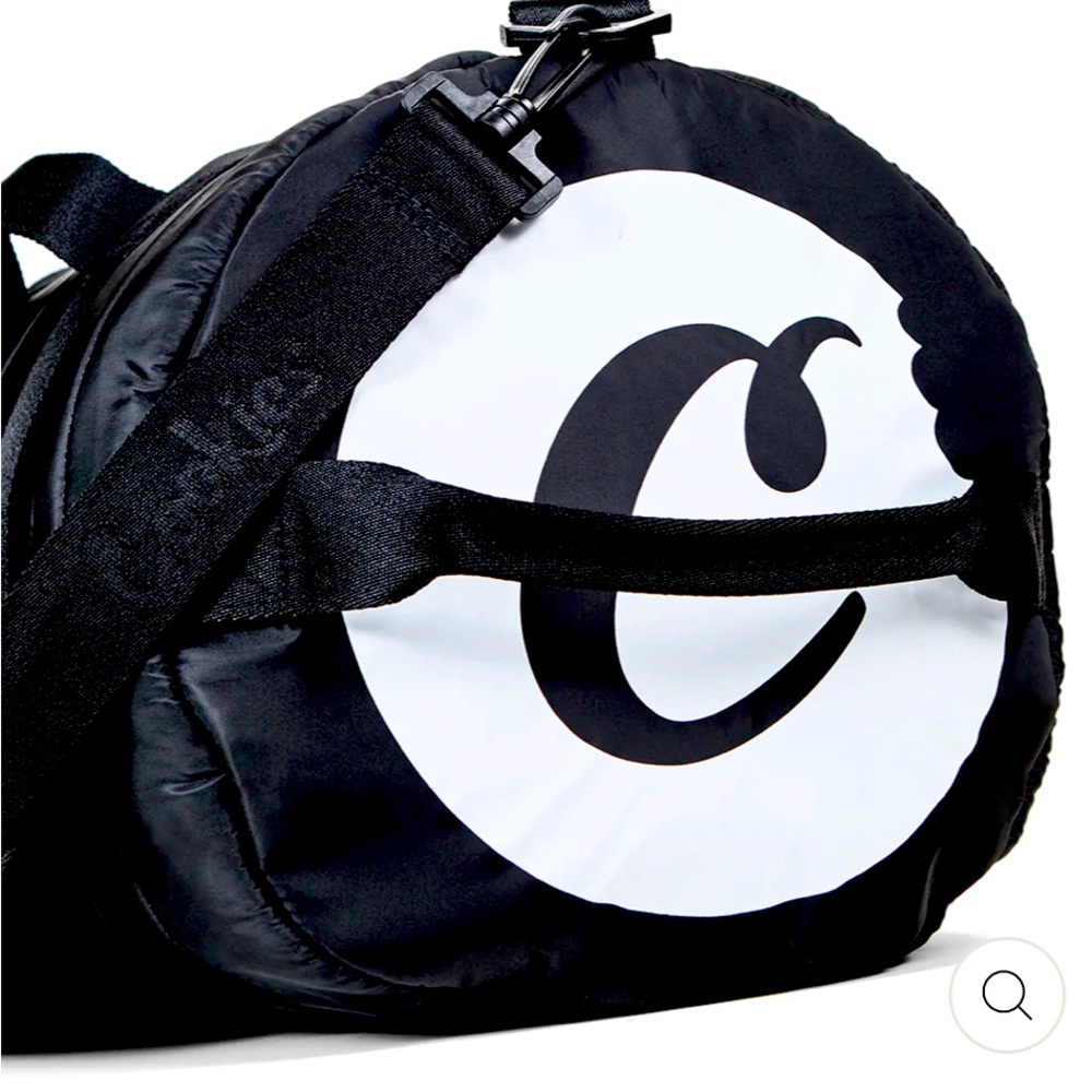 “ AUTHENTIC COOKIES “ ~ Smell Proof Apex Duffel Bags.